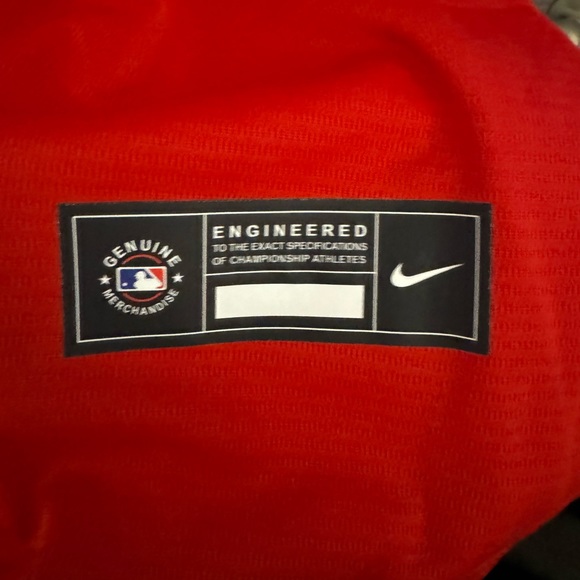 Phillies baseball jersey. Official Nike MLB red Harper #3 size XXL - Picture 4 of 6